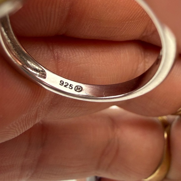 R H Macy Co Sterling Silver Bridge Cultured Pearl Pave 1/20CTTW Statement Ring - Picture 7 of 9